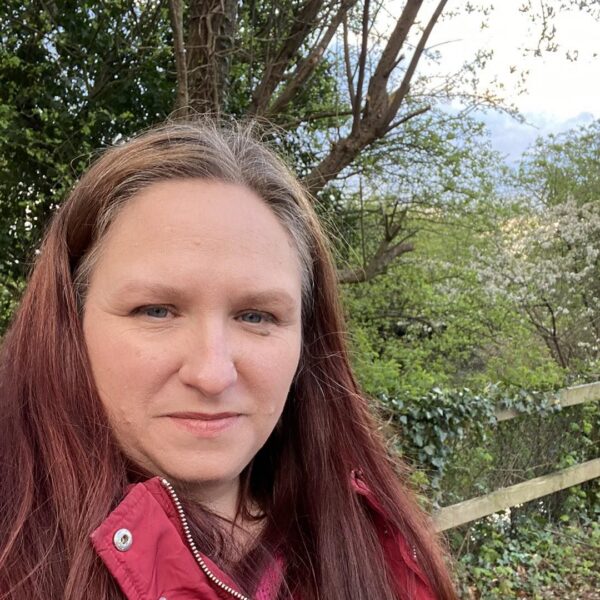 Portrait of Cllr Laura Crane