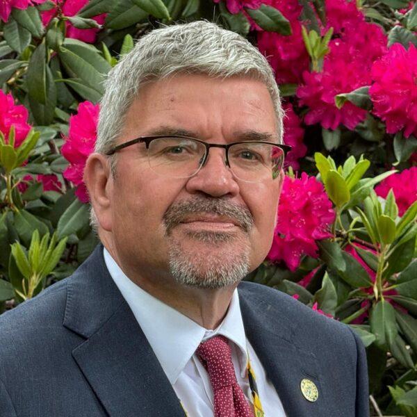 Portrait of Cllr Nick Mannion